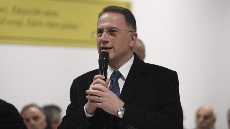Mehmet Murat Çalık