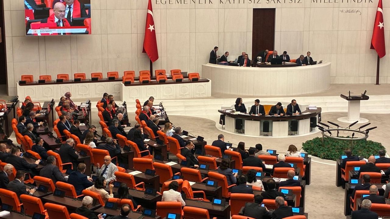 Yeni Parti kanun teklifi